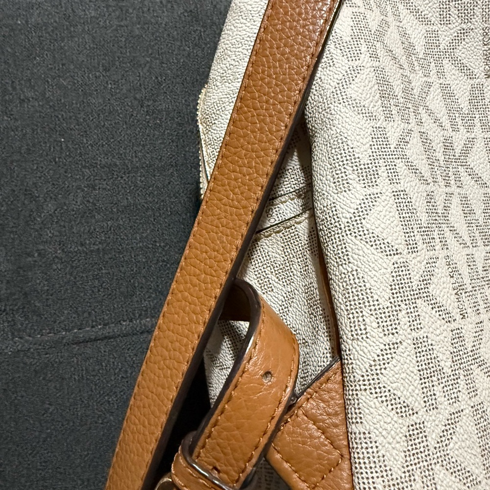 Michael Kors Abbey Medium Studded Pebbled Leather Backpack - Picture 3 of 10